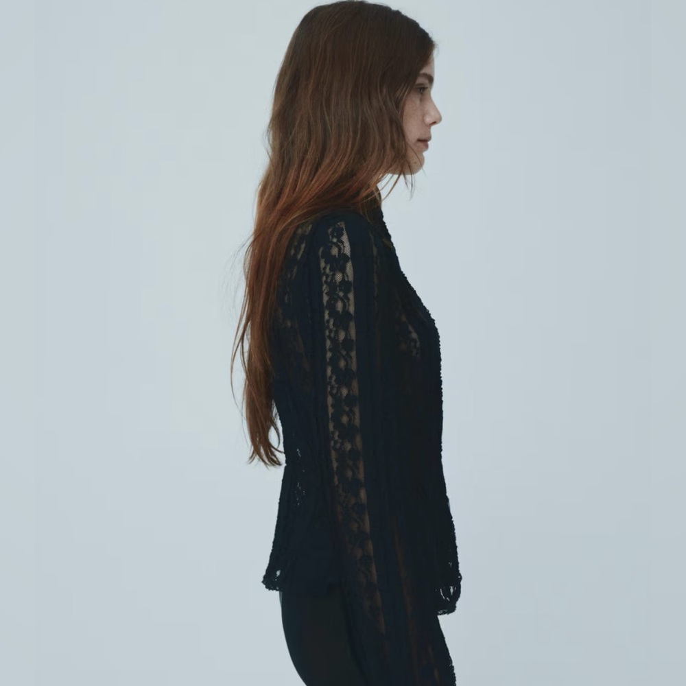 H&M STUDIO COLLECTION
PEPLUM LACE BLOUSE BLACK SIZE S - Picture 6 of 8